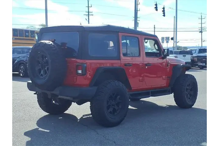$25398 : Jeep Wrangler Unlimited 2021 image 6