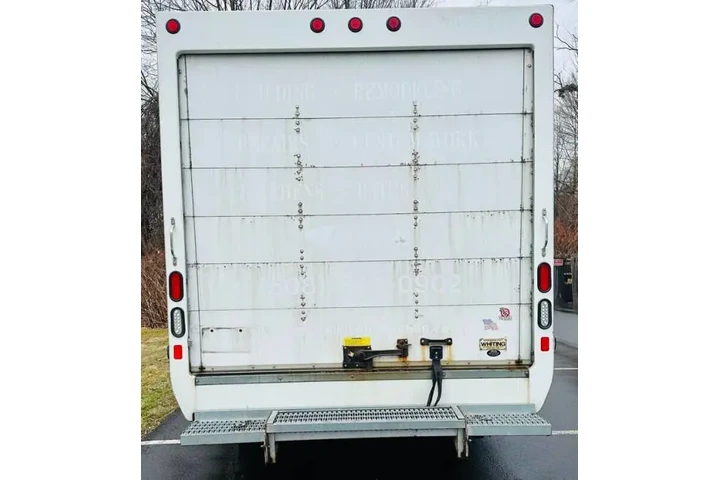 $20000 : 2012 E-Series E-350 SD image 3
