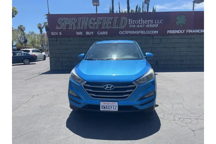 $13995 : 2017 Tucson SE image 3