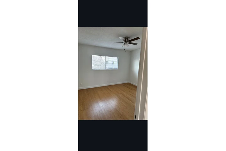 $2200 : renta image 2