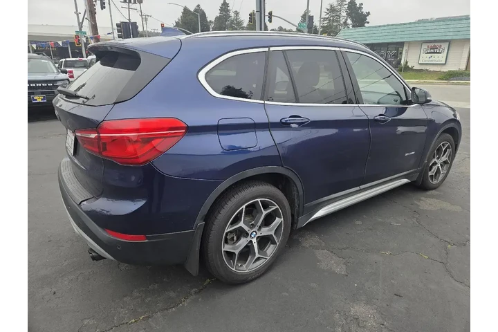 $12950 : BMW X1 2017 sDrive28i 4dr SU image 9