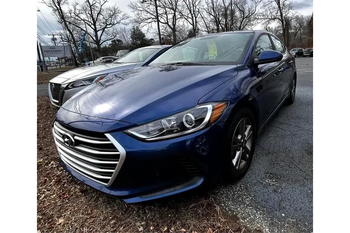 $11725 : 2018 Elantra image 2