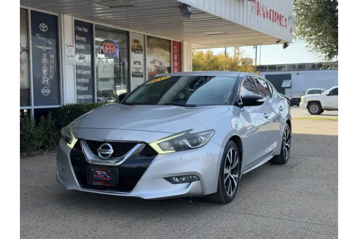 $17999 : 2017 Maxima 3.5 S image 6