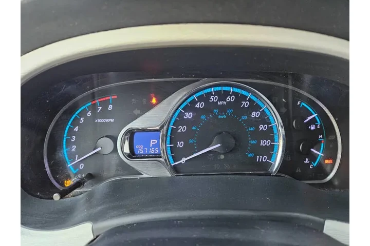 $7999 : 2011 Sienna XLE 8-Passenger image 9