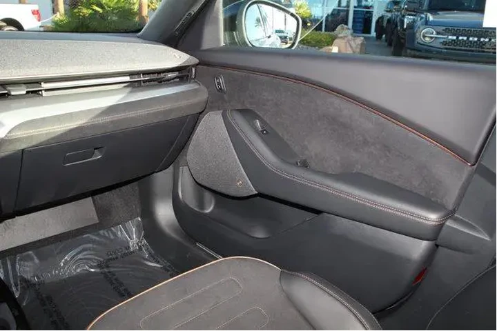 $36705 : Ford Mustang Mach-E 2023 AWD image 8