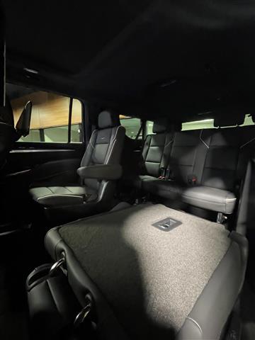 $135995 : Cadillac Escalade Premium image 6