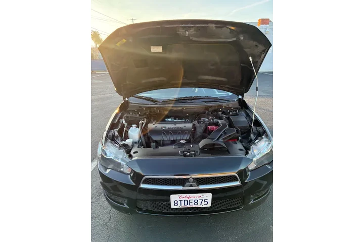 $6000 : Mitsubishi Lancer ES FWD image 8