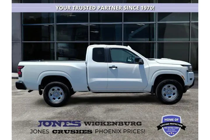 $27895 : Nissan Frontier 2024 4x4 S 4 image 9