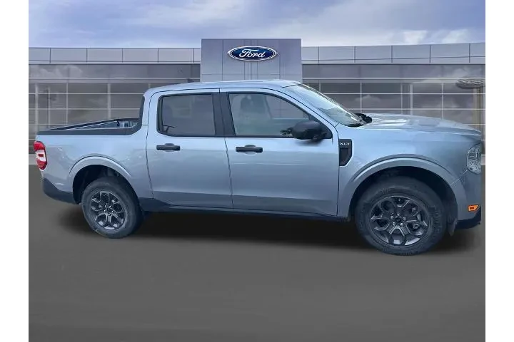$27636 : Ford Maverick 2024 XLT 4dr S image 4