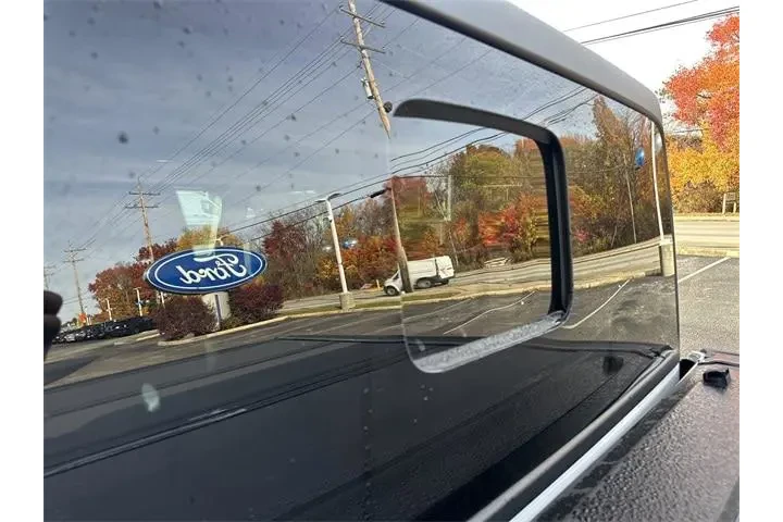 $28500 : Jeep Gladiator 2023 4x4 Spor image 6