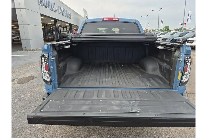 $39998 : Toyota Tundra 2019 4x4 SR5 4 image 8