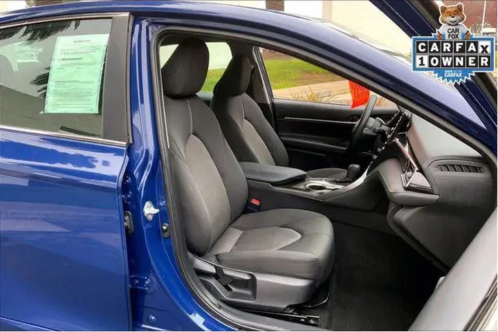 $23995 : Toyota Camry 2023 LE 4dr Sed image 7
