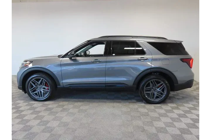 $39995 : Ford Explorer 2025 AWD ST-Li image 10
