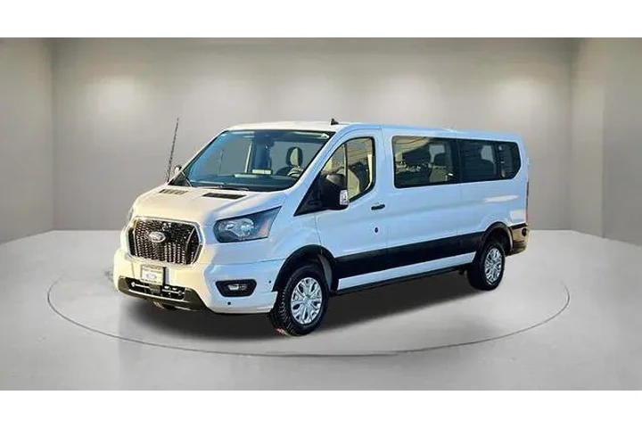 $39975 : Ford Transit 2024 350 XL 3dr image 2