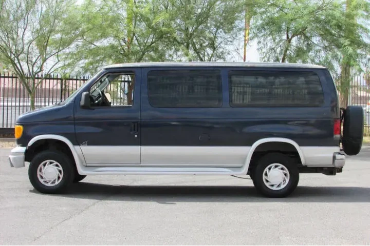 $9995 : 2003 E-Series E-150 XLT image 5
