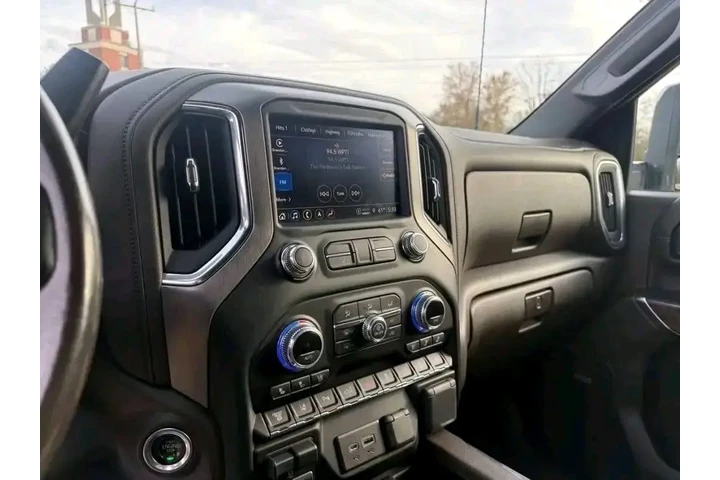$25000 : GMC 2020 Sierra image 8
