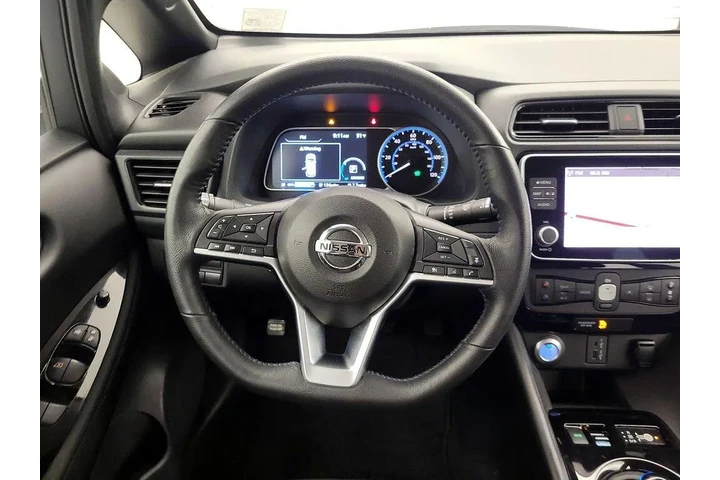 $14998 : Nissan LEAF 2020 SV 4dr Hatc image 10