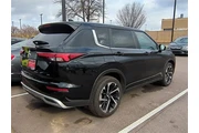 $21675 : Mitsubishi Outlander 2024 SE thumbnail