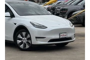$27444 : Tesla Model Y 2020 AWD Long thumbnail
