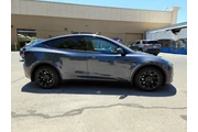 $33998 : Tesla Model Y 2023 AWD Long thumbnail