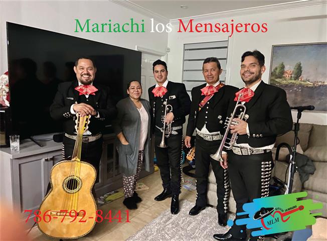 Mariachi los Mensajeros image 2