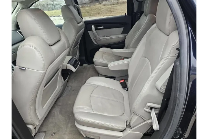 $5500 : 2011 GMC Acadia SLT-1 image 10