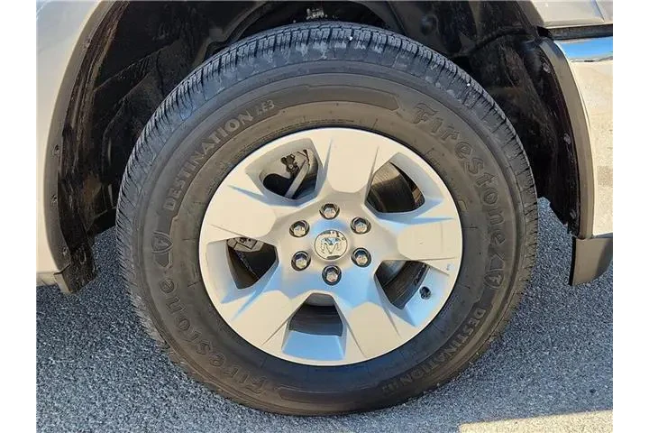 $39995 : Ram 1500 2025 4x4 Big Horn 4 image 7