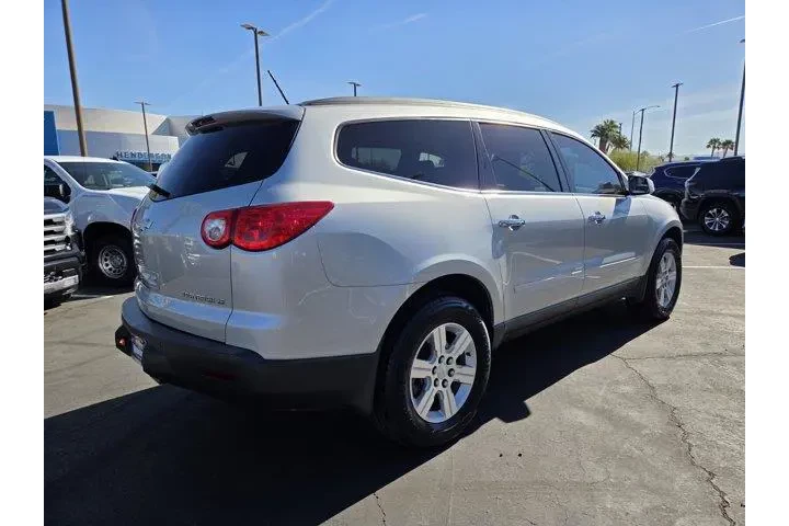 $16991 : Chevrolet Traverse 2011 LT 4 image 6