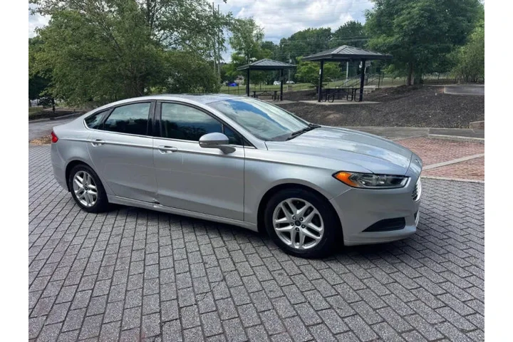 $4500 : 2016 Fusion SE image 5