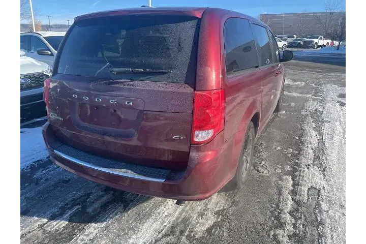 $14500 : Dodge Grand Caravan 2020 GT image 6