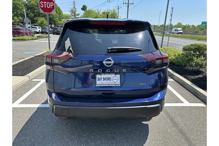 $21759 : Nissan Rogue 2025 AWD SV 4dr image 6