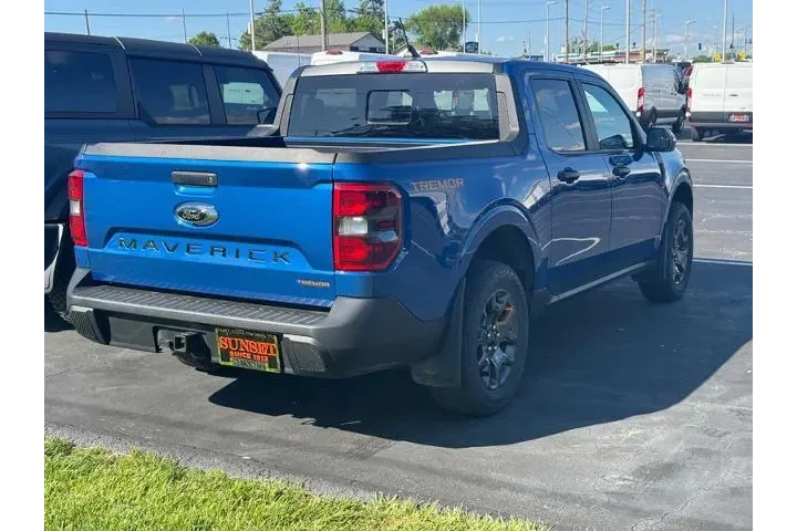 $29995 : Ford Maverick 2023 AWD XLT 4 image 2