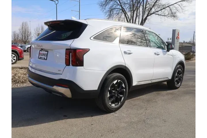 $25277 : Kia Sorento 2024 AWD S 4dr S image 10