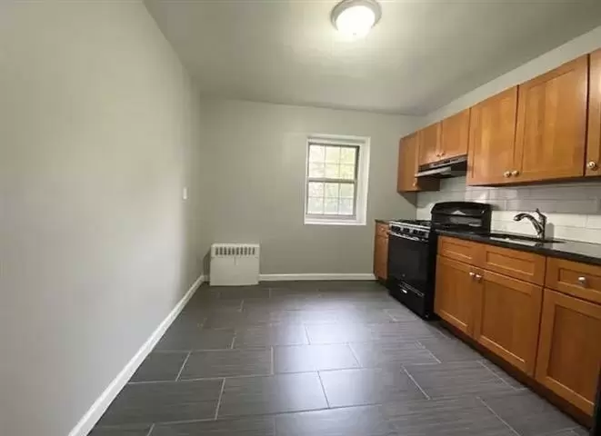 $1400 : 2bd 1bth apartment for rent image 2