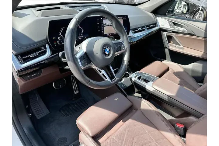 $32000 : BMW X1 2023 AWD xDrive28i 4d image 9