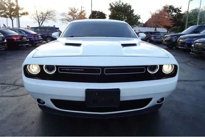 $18895 : 2018 CHALLENGER image 3