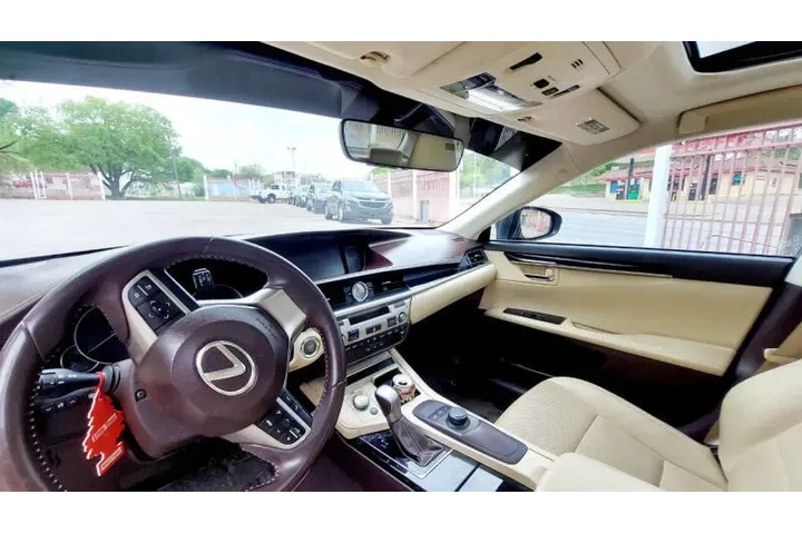 $14990 : 2016 ES 350 image 9
