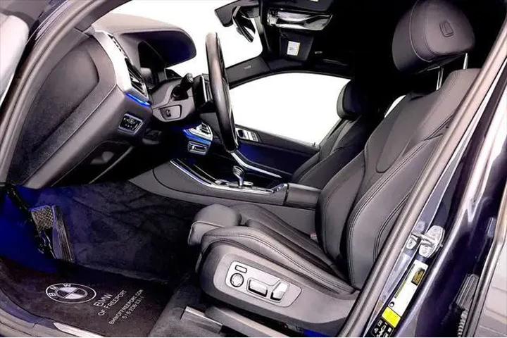 $35843 : BMW X5 2021 AWD xDrive40i 4d image 9