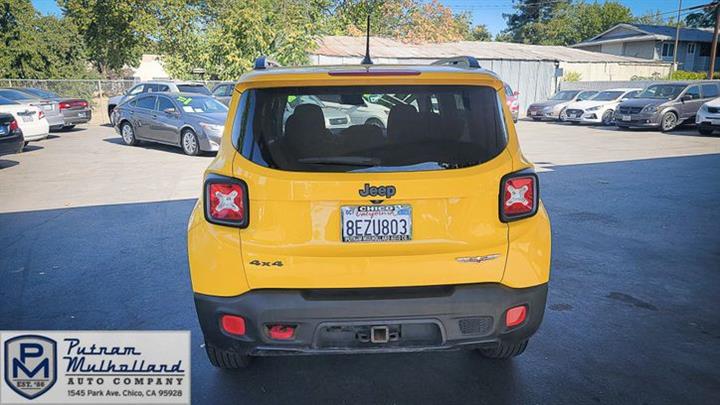 2017 Renegade Trailhawk 4WD image 7