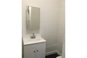 $1395 : SINGLE  FULLY RENOVATED APT thumbnail