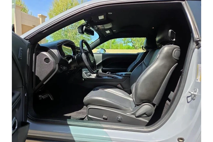 $25998 : Dodge Challenger 2022 SXT 2d image 10