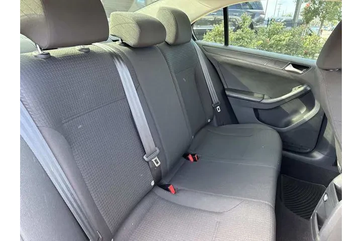 $9850 : Volkswagen Jetta 2016 1.4T S image 10