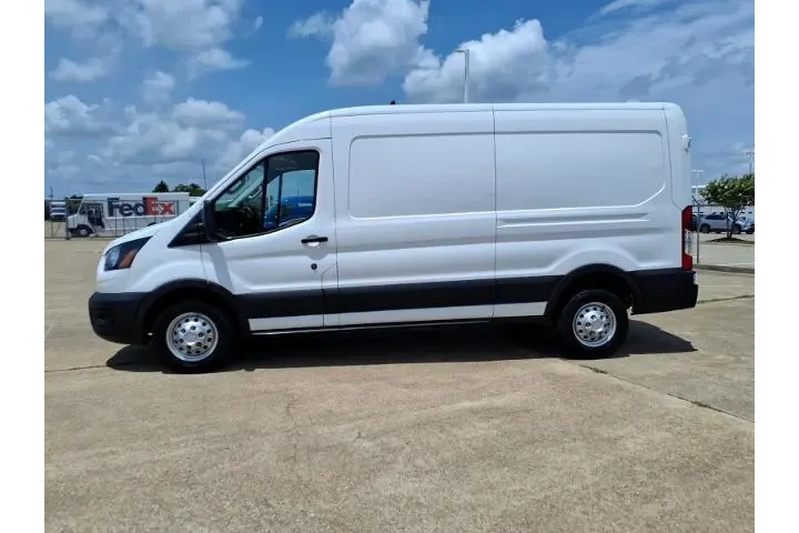 $34988 : Ford Transit 2023 AWD 250 3d image 2