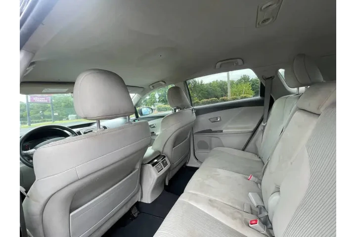 $13000 : 2012 Venza LE image 6