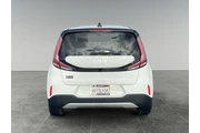 $25271 : Kia Soul 2025 thumbnail