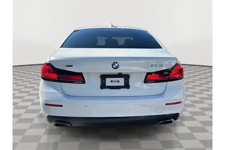 $32300 : BMW 5 Series 2023 AWD 530i x image 4