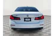 $32300 : BMW 5 Series 2023 AWD 530i x thumbnail
