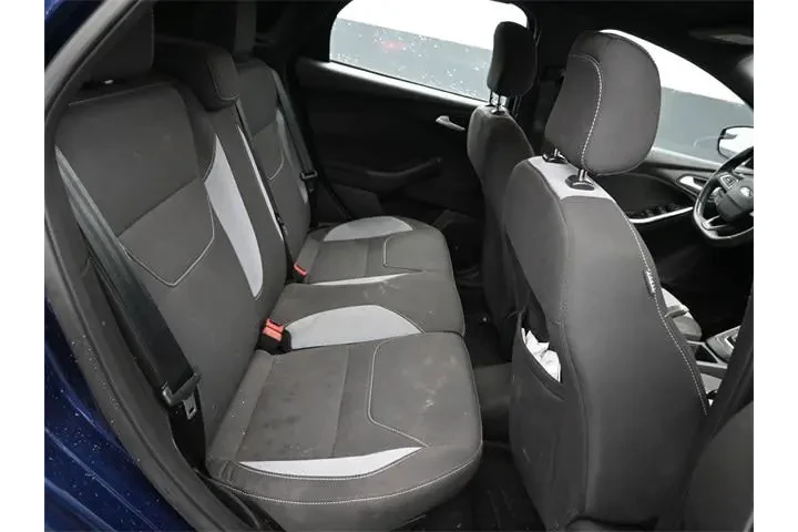 $16394 : Ford Focus 2017 ST 4dr Hatch image 6