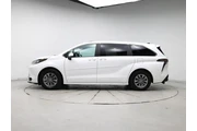 $39998 : Toyota Sienna 2024 AWD LE 8- thumbnail