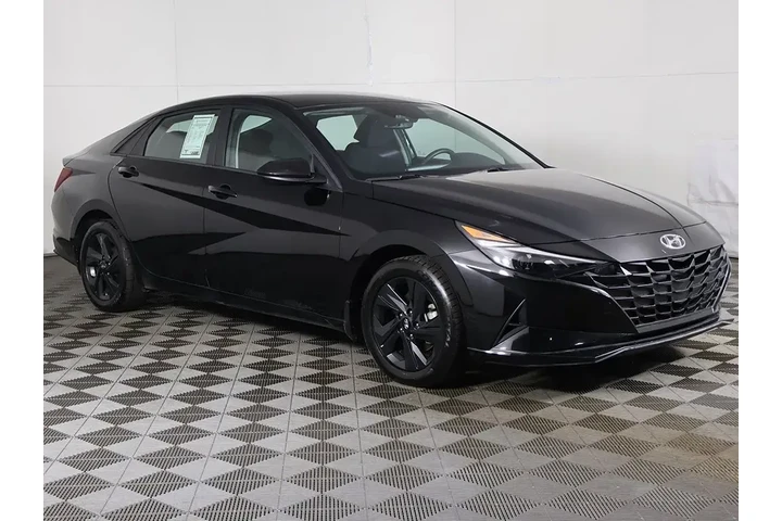 $16123 : Hyundai ELANTRA Hybrid 2023 image 2